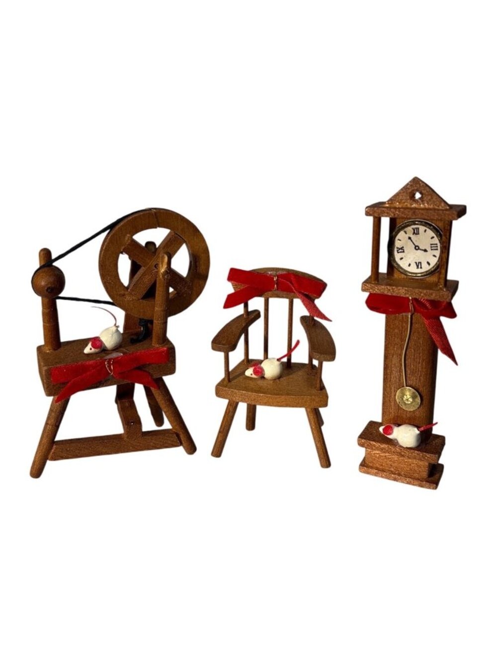 Miniature Wooden Dollhouse Furniture Christmas Spinning Wheel Chair & Clock Mice